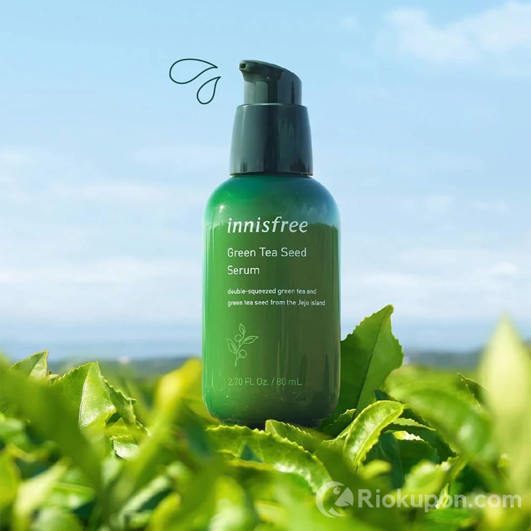 Serum Innisfree Green Tea Seed chai xanh lá và chất serum trong suốt
