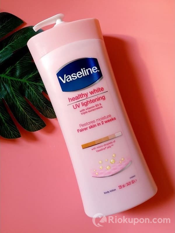 Sữa dưỡng thể Vaseline Healthy White Lightening