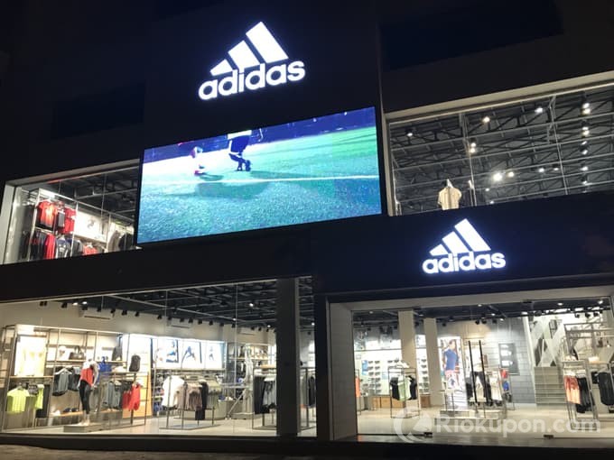 Thương hiệu Adidas chính hãng