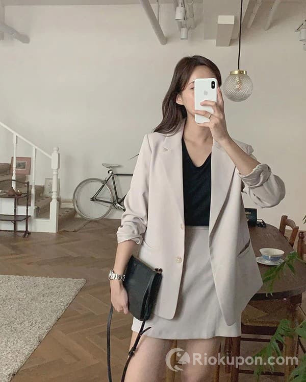 Phối đồ layer với áo blazer che khuyết điểm cho người mũm mĩm