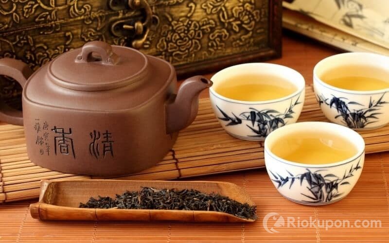 Trà ngày Tết ấm áp