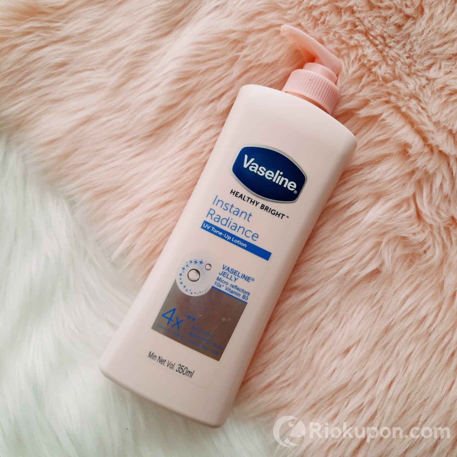 Dưỡng body Vaseline dùng ban đêm