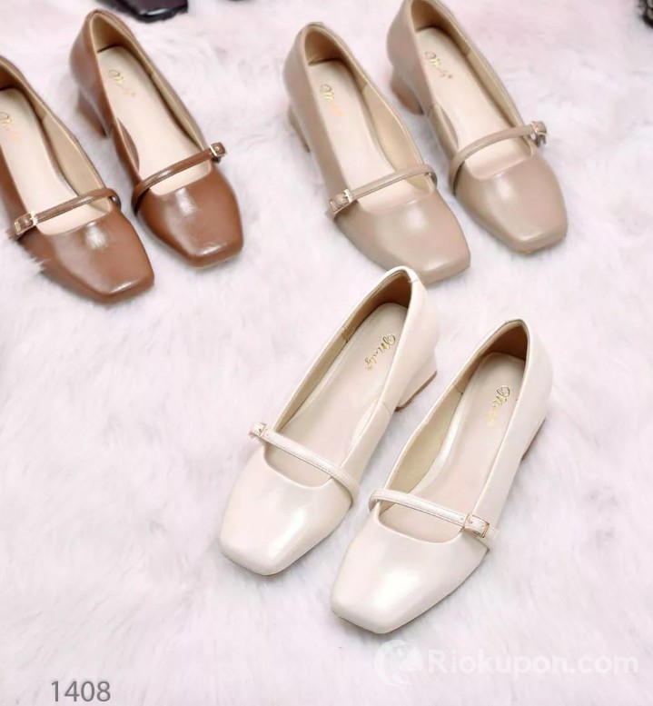 Giày cao gót Merly 1408 trong siêu hội thời trang Lazada