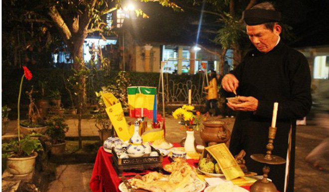 Văn khấn giao thừa ngoài trời ý nghĩa phong tục Việt