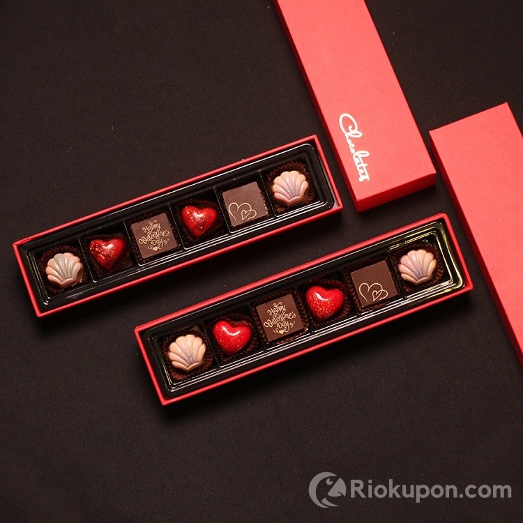 Chocolate Valentine hình trái tim trong hộp đỏ ý nghĩa