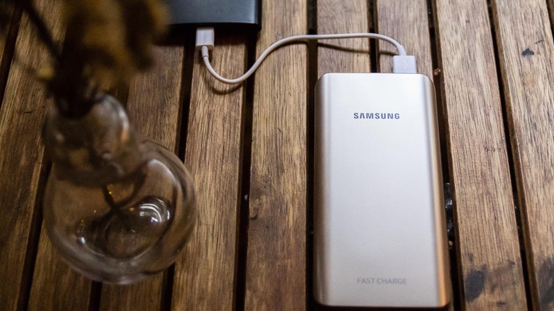 Giới thiệu sạc dự phòng Samsung chính hãng