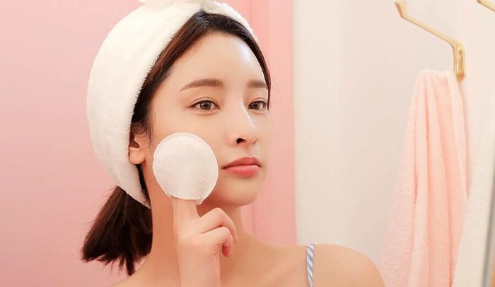 Bông tẩy trang có gây mụn không? Cách chọn bông tẩy trang phù hợp