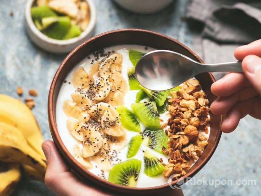 TOP 7 loại ngũ cốc Granola ăn kiêng bán chạy nhất hiện nay