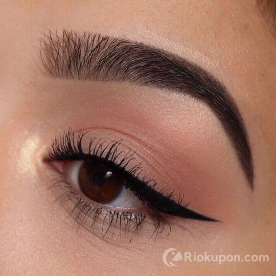 9 bí quyết giữ lớp makeup lâu trôi suốt ngày dài bất chấp cả mùa hè