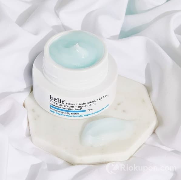 Kem cấp ẩm tức thì Belif Aqua Bomb