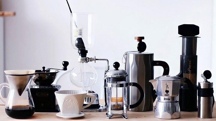 Ưu điểm của dụng cụ pha cà phê tiện lợi tại nhà