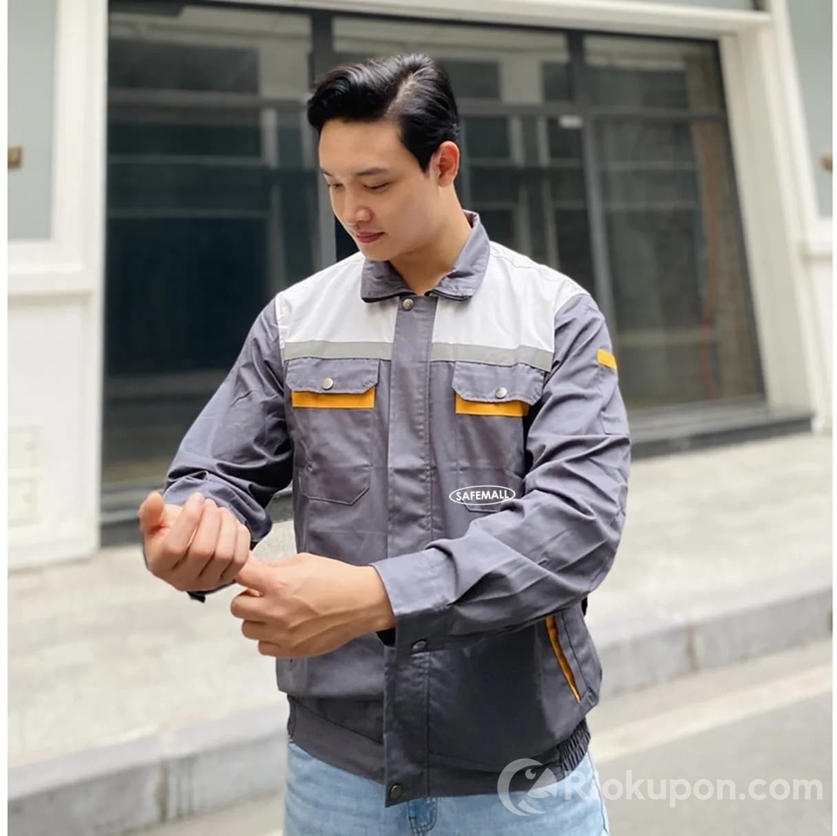 Áo điều hoà tích hợp quạt - giải pháp thông minh cho mùa hè nóng bức