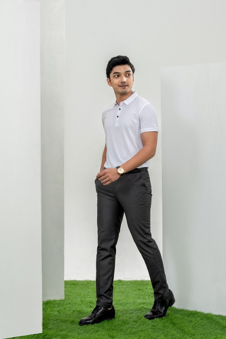 Cách phối đồ áo Polo và quần tây cho nam dịp Tết