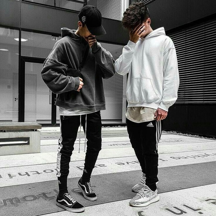 Cách phối đồ áo Hoodie và quần Jogger cho nam