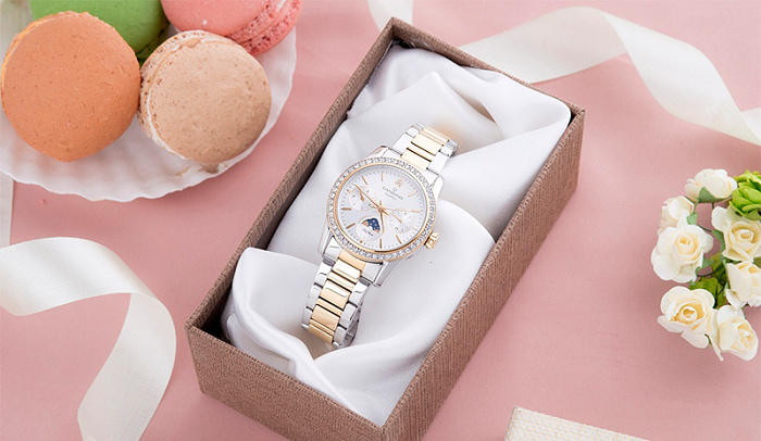 Đồng hồ quà tặng Valentine