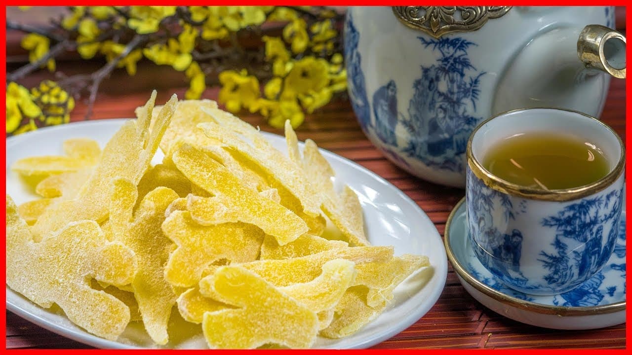 Mứt gừng Huế cay thơm đậm đà