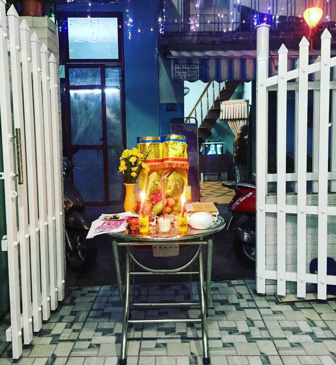 Tổng hợp các bài văn khấn giao thừa ngoài trời năm 2024 ngắn gọn, dễ nhớ