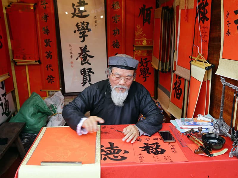 Giấy xin chữ đầu năm cầu an khang, may mắn