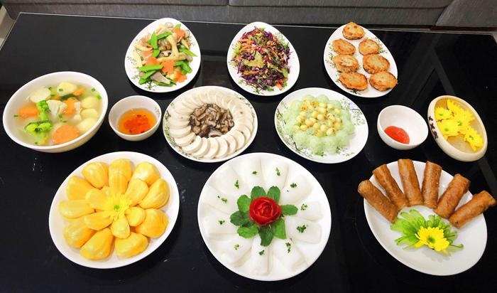 Lễ cúng chay rằm tháng Giêng với mâm cỗ thanh đạm