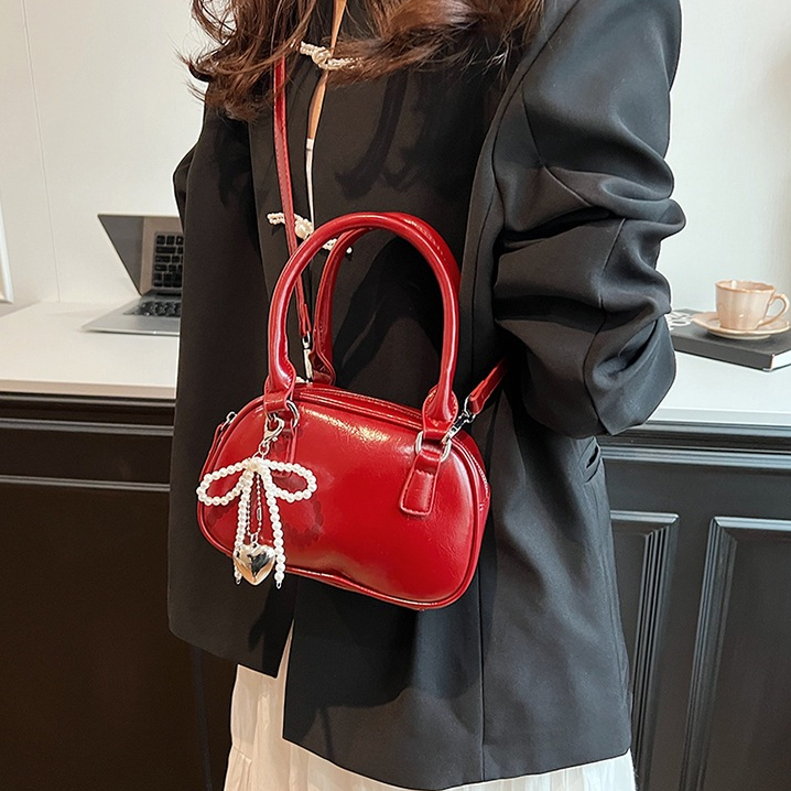 Top 6 món phụ kiện mùa hè năm 2024 đang lên xu hướng mà nàng nên sở hữu