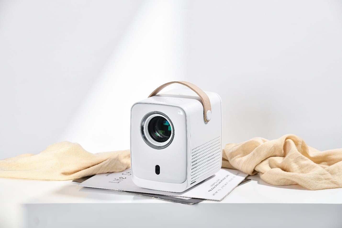 Máy chiếu mini BEECUBE X2 MAX Gen 4 full HD