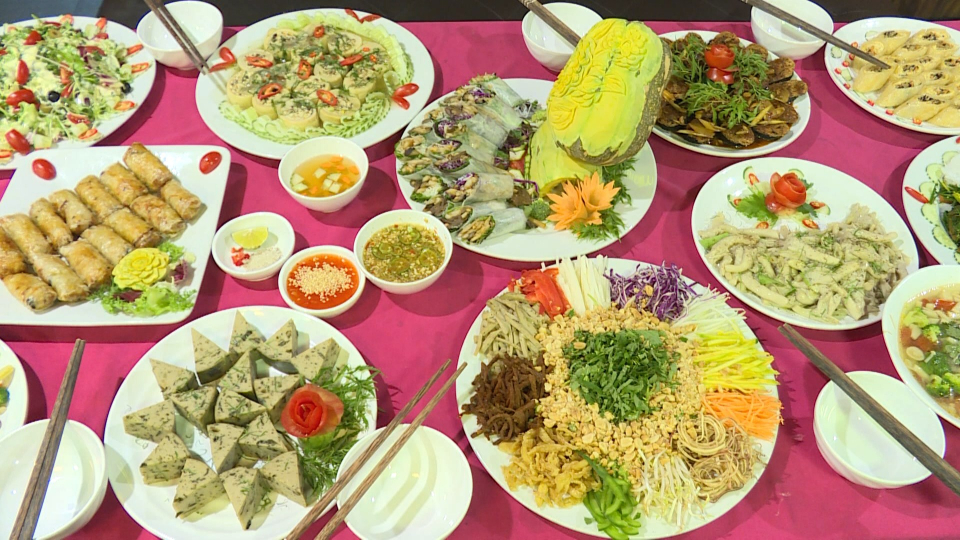 Mâm cúng chay lễ Vu Lan báo hiếu tại nhà
