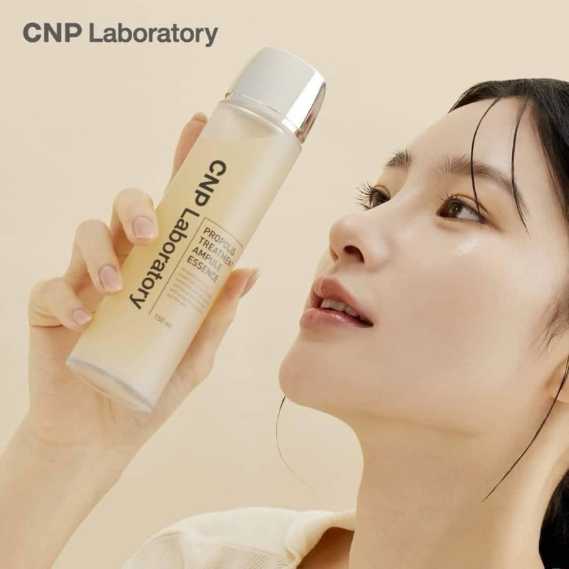 Giải mã nước thần Toner Keo Ong CNP. Tác dụng như thế nào mà được chiến thần Võ Hà Linh khen nức nở