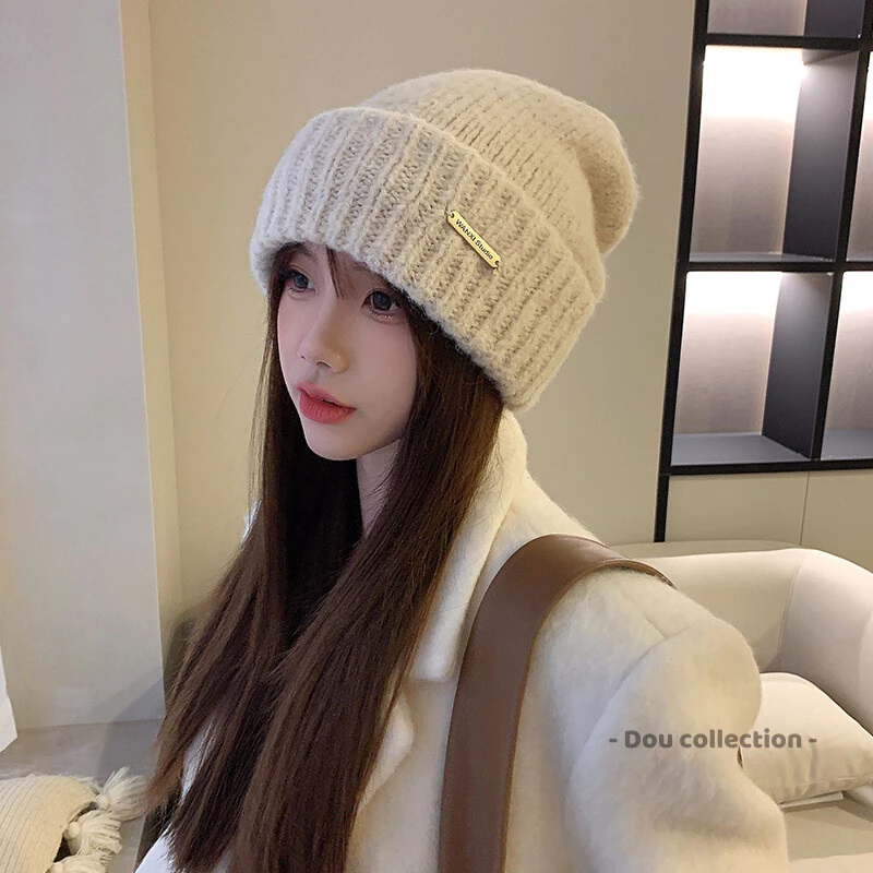 Gợi ý 7 mẫu mũ len giữ ấm hot trend năm 2024 được bán chạy nhất