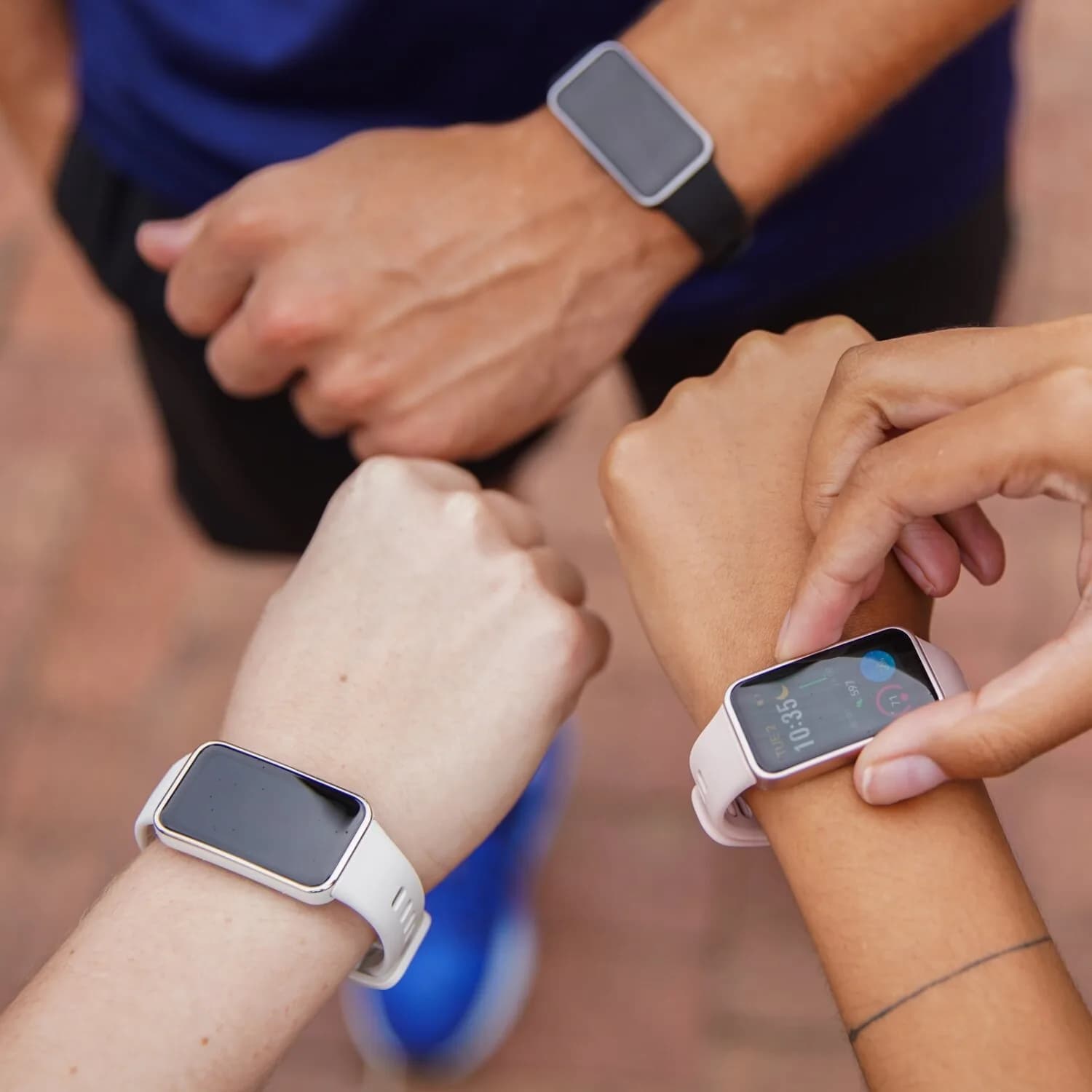 Hướng dẫn vuốt và nhấn để điều hướng trên màn hình Huawei Band 9