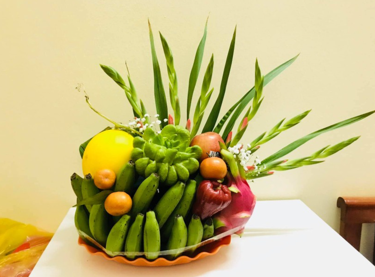 Mâm ngũ quả Bắc đẹp với bưởi lớn giữa