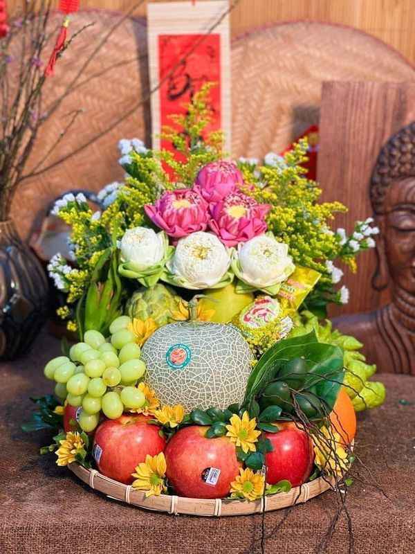 Trang trí mâm ngũ quả Trung với nhiều loại quả