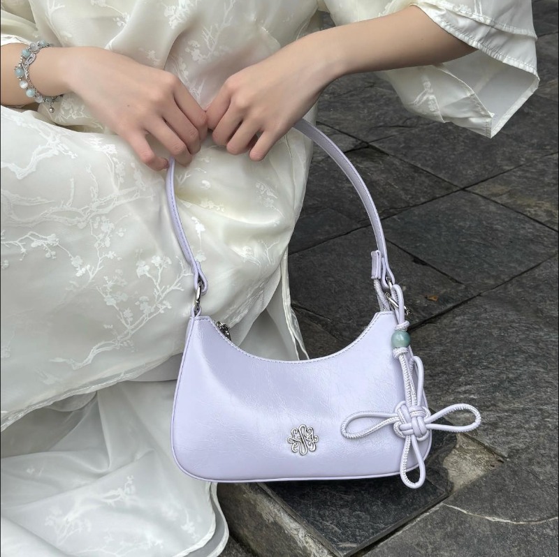 Túi đeo vai nữ LESAC Gieo Duyên Bag thời thượng, mix đồ cực xinh